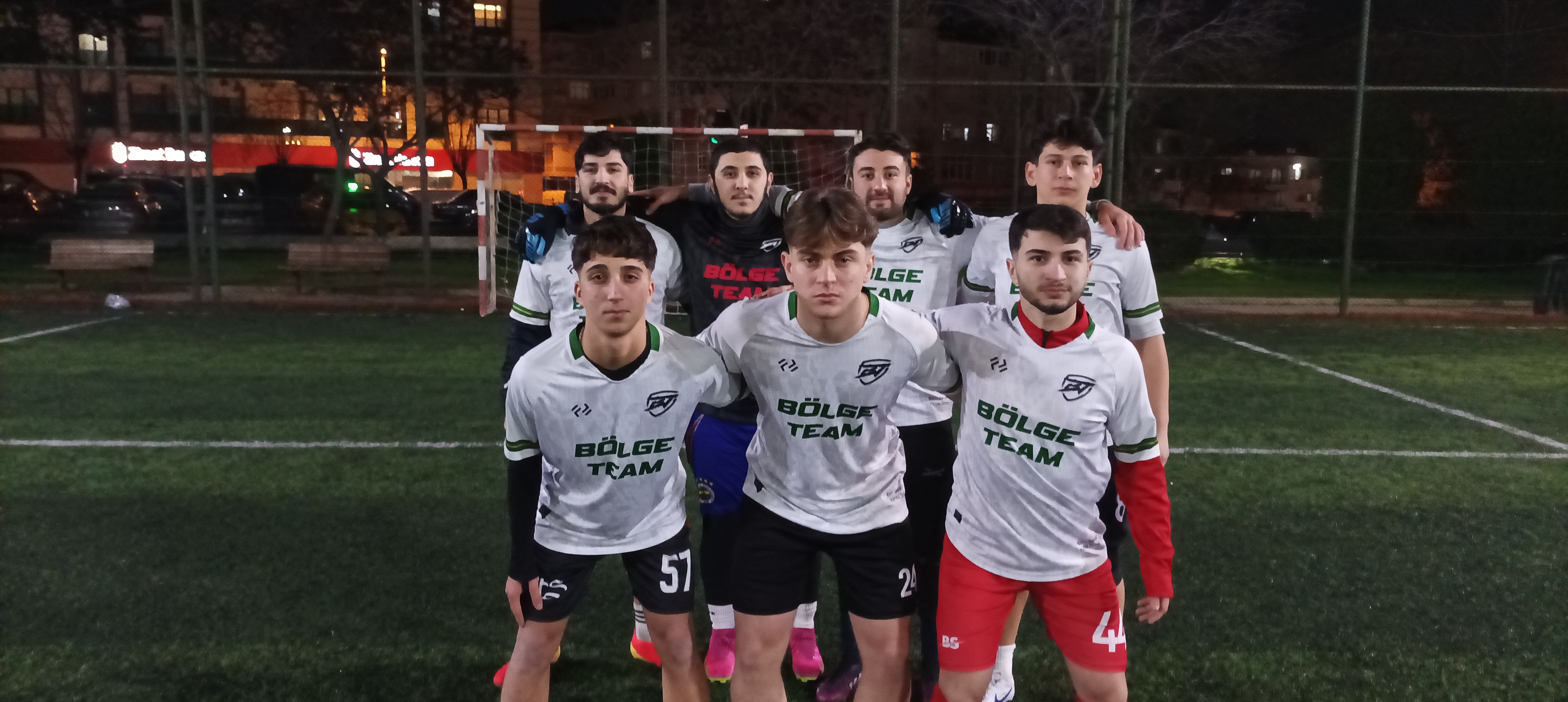 BLGE TEAM -ES ANGELES FK