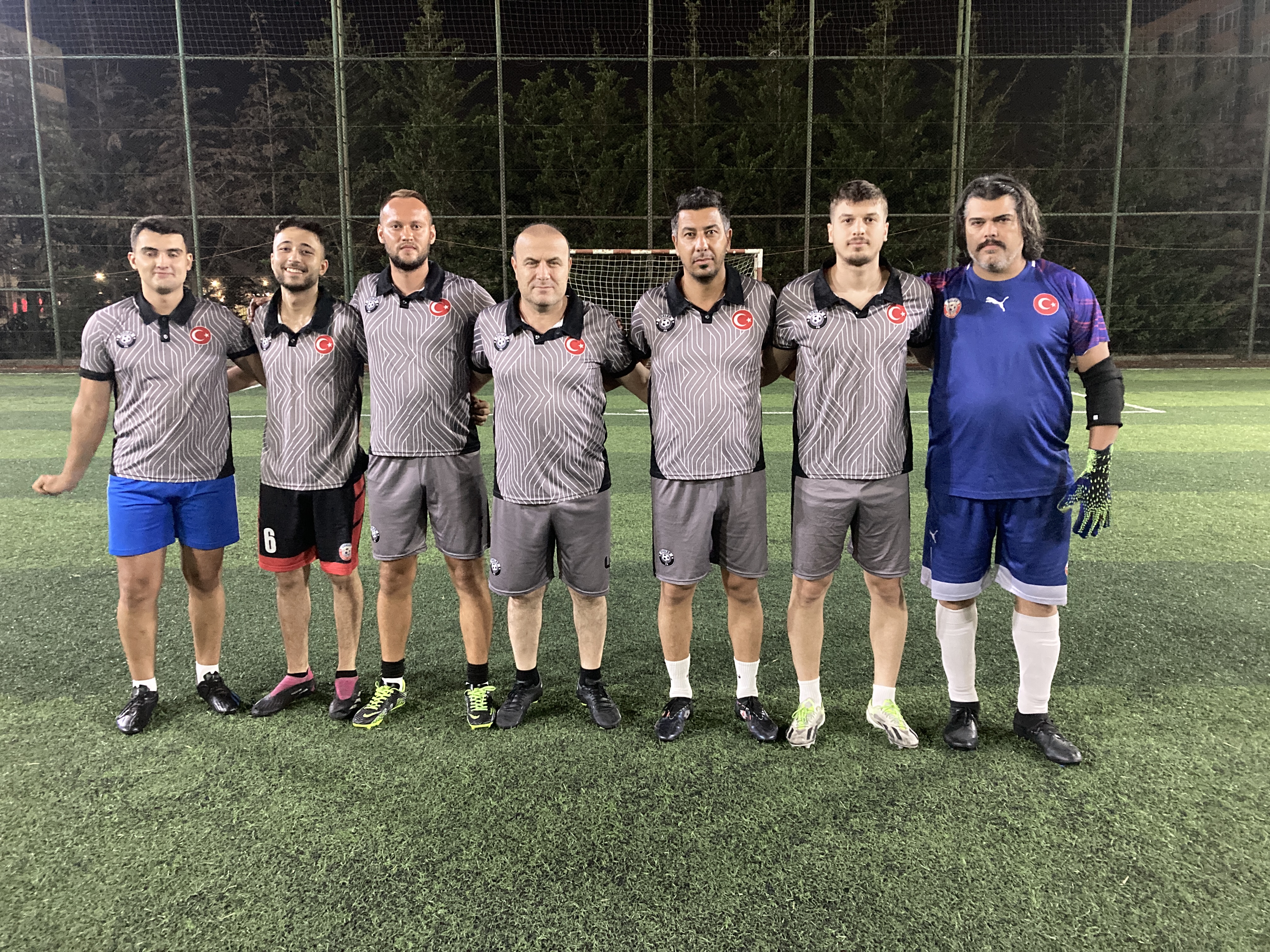EDELER UNTED- PAA JUNORS 