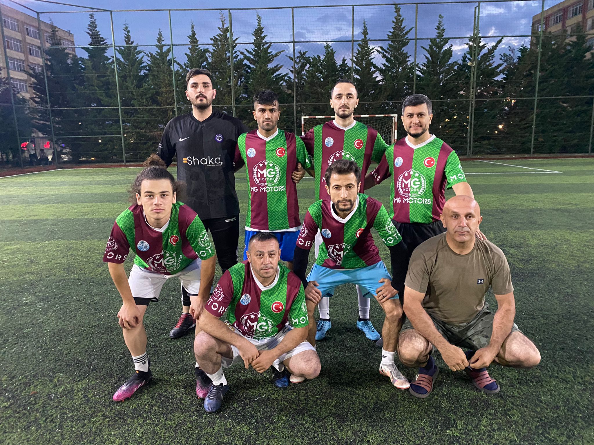 TRPOLSTANBULLS - DOSTLAR UNITED