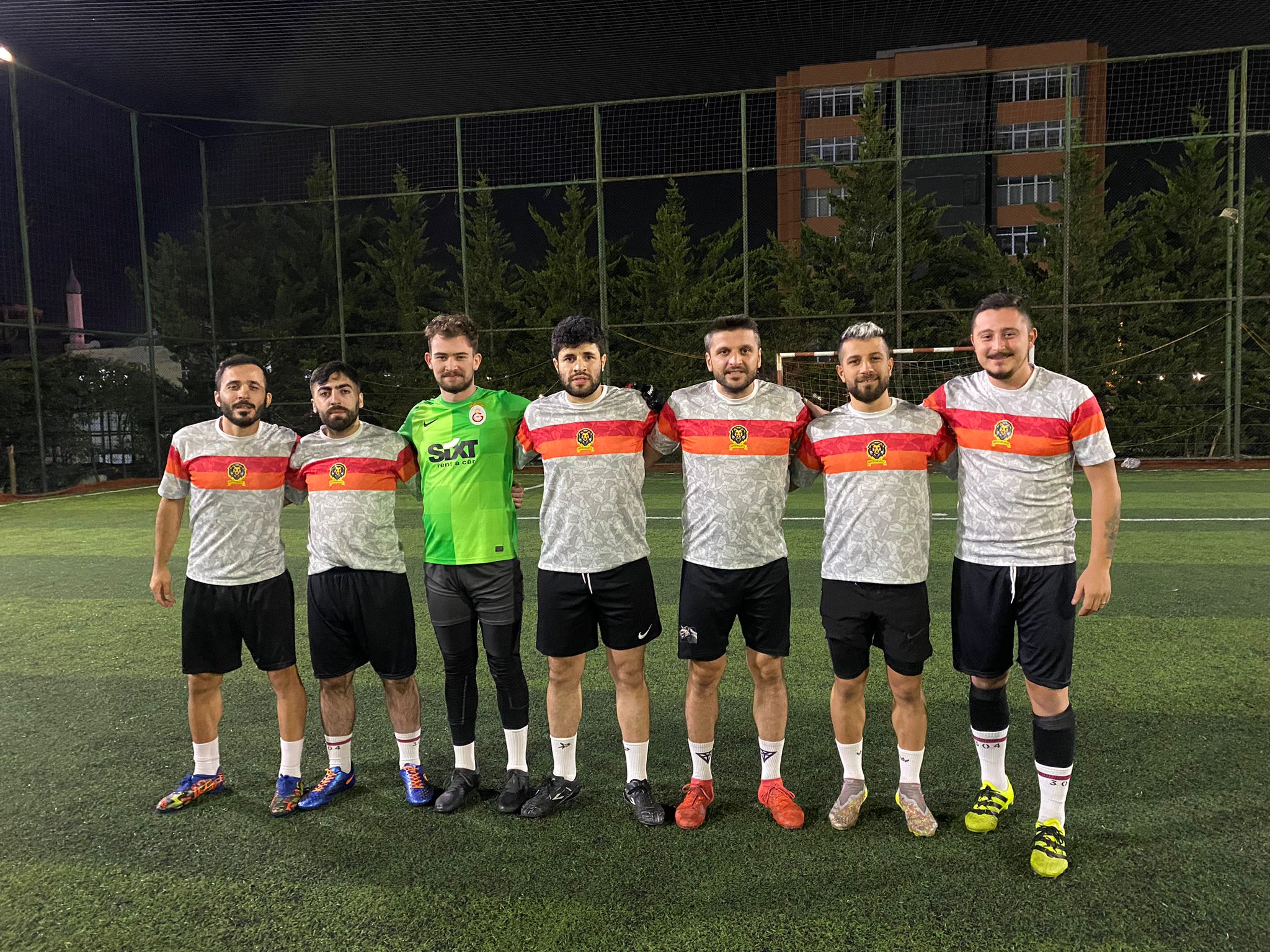 YILDIZLAR - SAHTEKARLAR FC